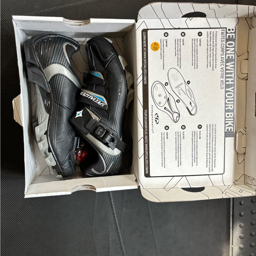 Specialized Motodiva MTB Mountain Bike Shoes Size 7 with Shimano Clips EURO 38